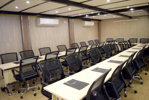Gran Mundo Hotel & Suites