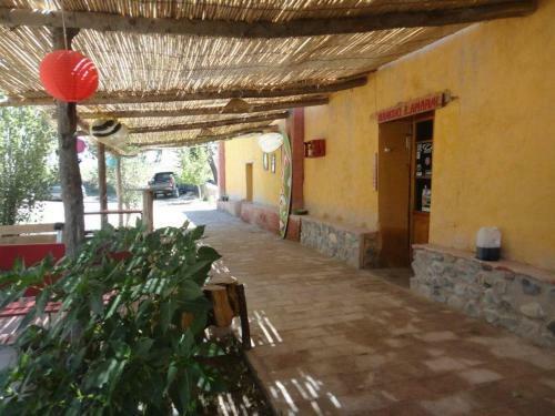 Rancho Lamaral Hostel & Camping