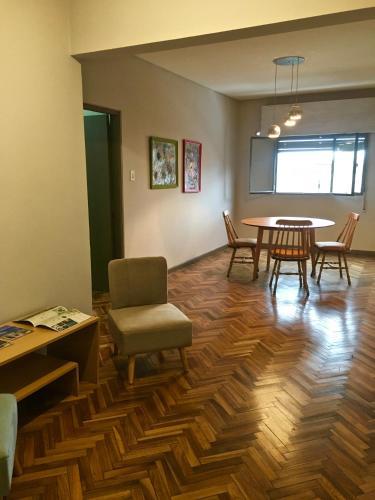 Apartamento Departamento Comodo Y Bien Ubicado