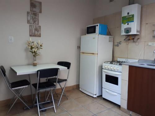 Apartamento Departamento Y Cochera Calda