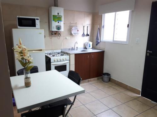 Apartamento Departamento Y Cochera Calda