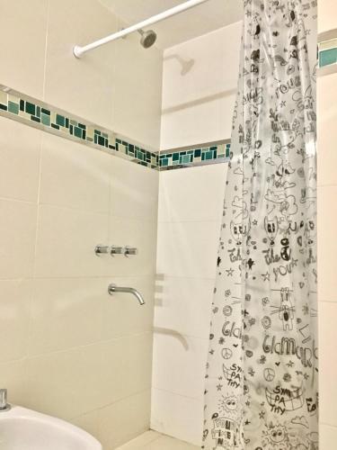 Apartamento 2--un Ambiente En Moderno Edificio En Barrio Sur