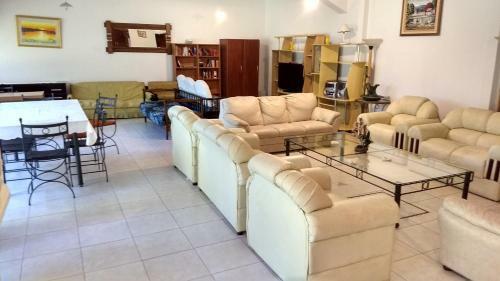 Casa De Ang�lica
