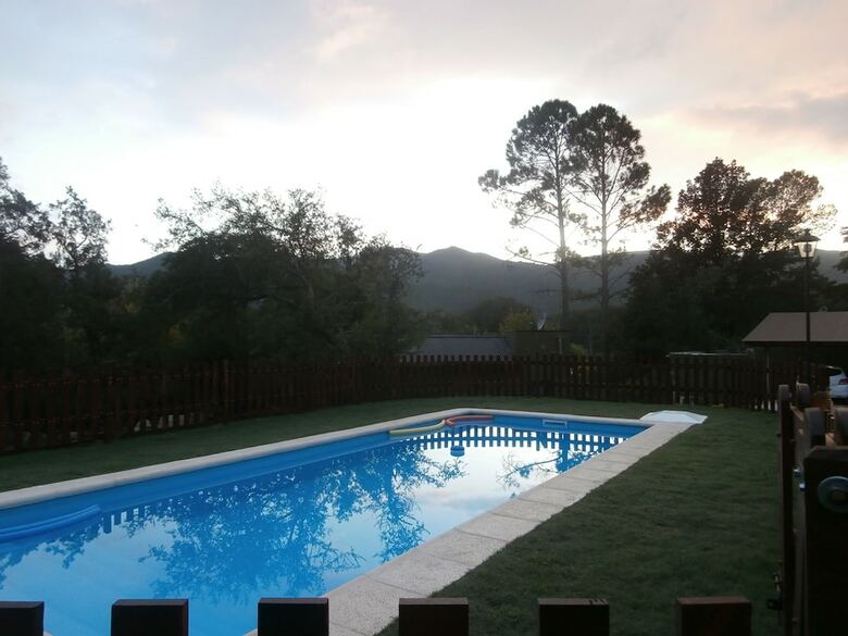Hostal Caba�as Kangar�