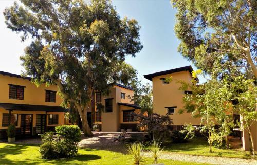 Lodge Caba�as Albapampa