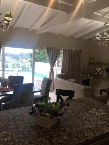 Excelente Casa En Sierras De Los Padres