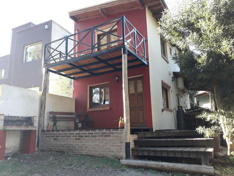 Lodge Caba�as "lola Mora"