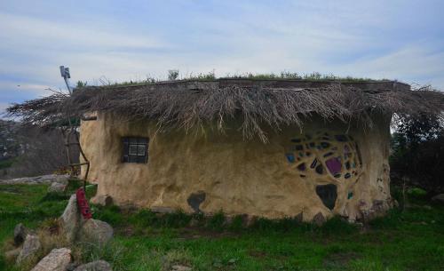 Lodge Hobbit House
