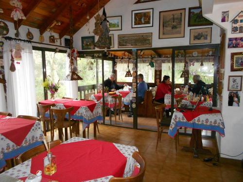Caba�a Isle�a Del Bosque