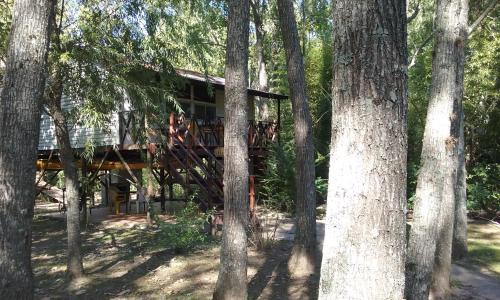 Caba�a Isle�a Del Bosque