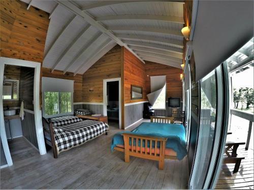 Lodge Bajos Del Paran�