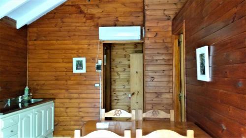 Lodge Bajos Del Paran�