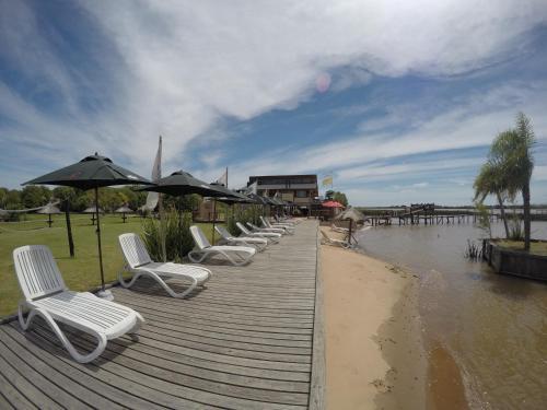 Lodge Bajos Del Paran�