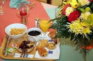 Comfort Hotel Lons-le-saunier(.)
