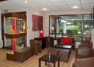 Comfort Hotel Lons-le-saunier(.)