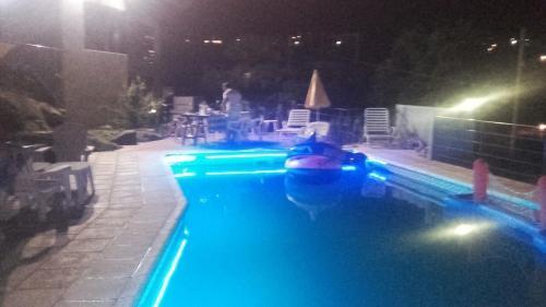 Casa Con Vista Al Lago