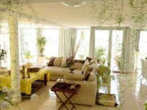 House Lake San Roque