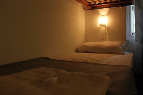El Ciervo De Oro Hostel