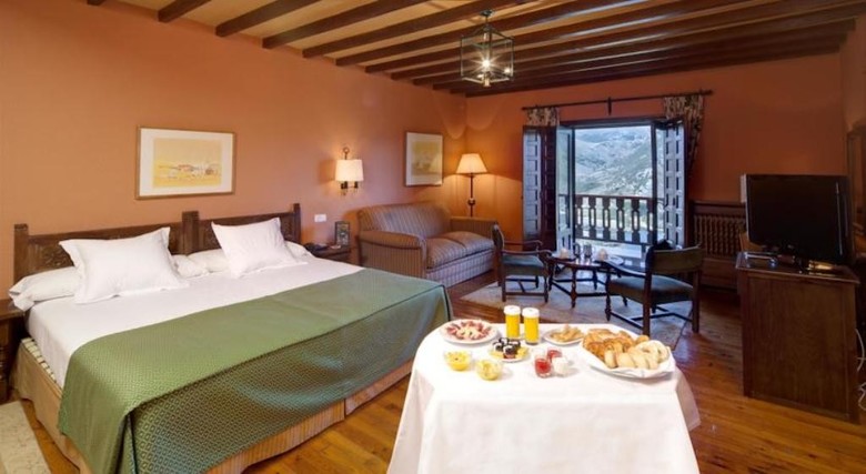 Hotel Parador De Cervera