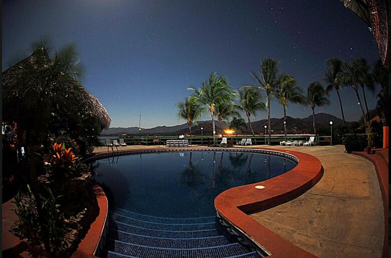 Hotel Flamingo Marina Resort