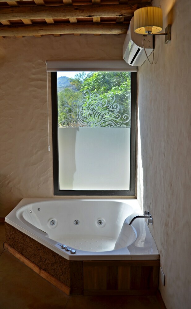 Hotel Posada Alma Del Arroyo & Spa
