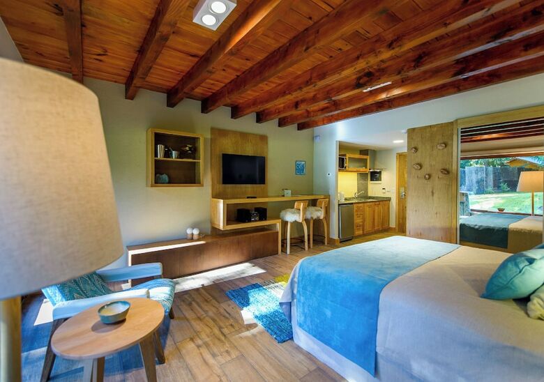 Hotel Hoster�a Huen�