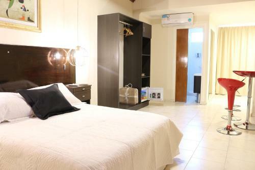 Hotel Eclat Suites