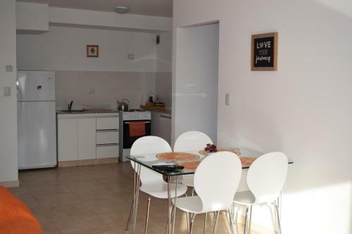 Apartamento Dan - Departamentos Amoblados Neuqu�n