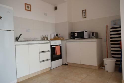 Apartamento Dan - Departamentos Amoblados Neuqu�n