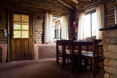 Bed & Breakfast Caba�as Quisama