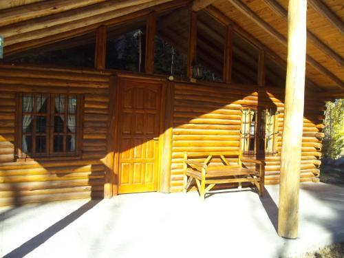 Lodge Caba�as Troncos Del Salto