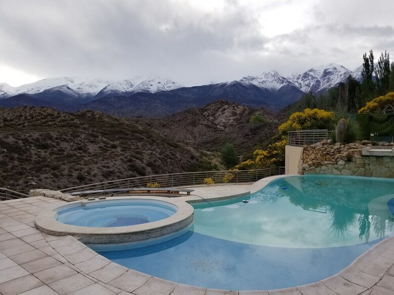 Hotel El Carmelo Mountain Lodge
