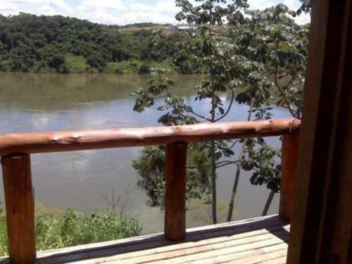 Lodge Arara Azul