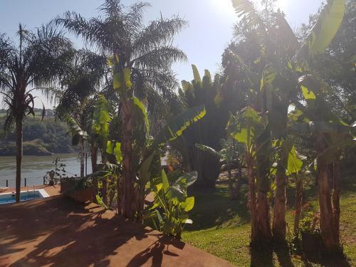 Lodge Arara Azul