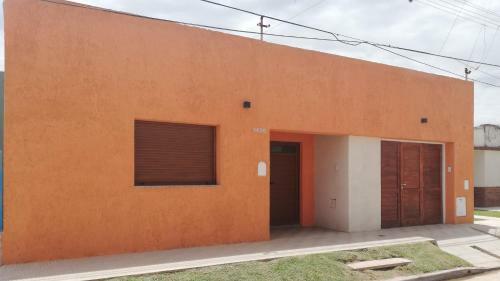 Mel House I