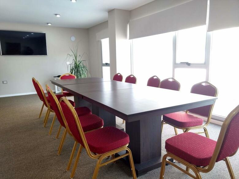 Hotel Days Inn & Suites By Wyndham La Plata
