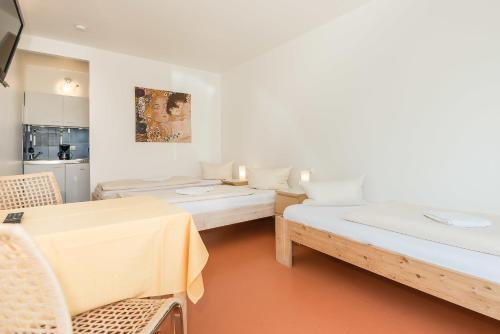Hotel Pension Carl