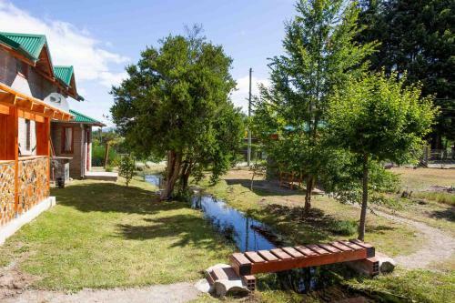 Hostal Huellas Hostel