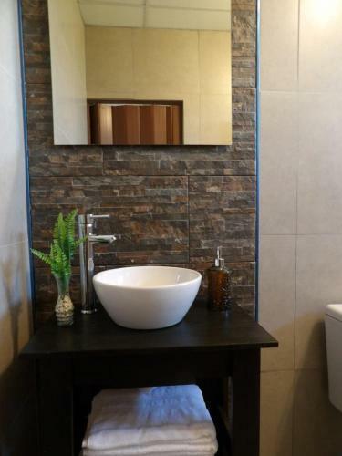 Lodge Complejo "la Roca" - Caba�a Y Hospedaje