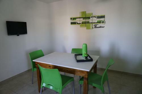 Apartamento Faustino Departamentos