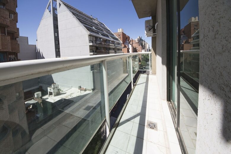Independencia Apartment W8x