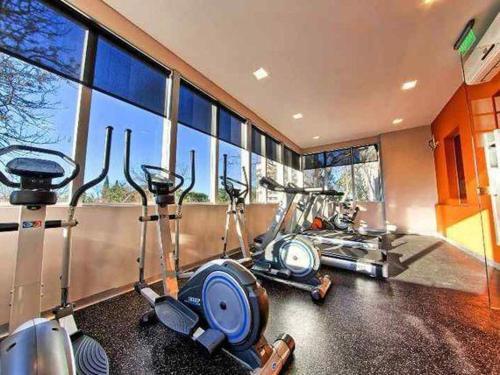 Apartamento Departamento En Cerro De Las Rosas De Lujo
