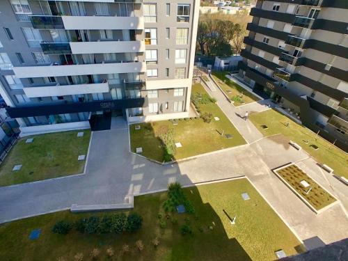 Apartamento Departamento En Cerro De Las Rosas De Lujo