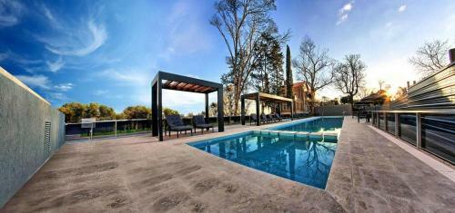 Apartamento Departamento En Cerro De Las Rosas De Lujo