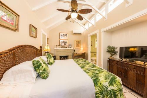 Bed & Breakfast Andrews Inn & Garden Cottages