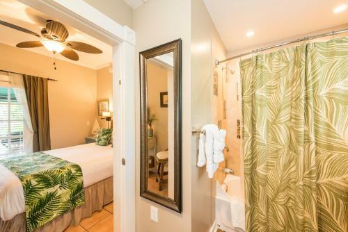 Bed & Breakfast Andrews Inn & Garden Cottages
