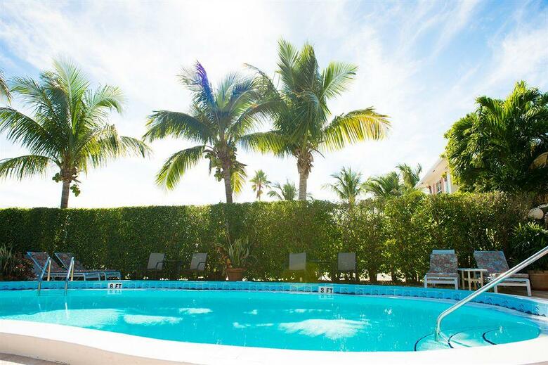 Hotel Shore Haven Resort Inn