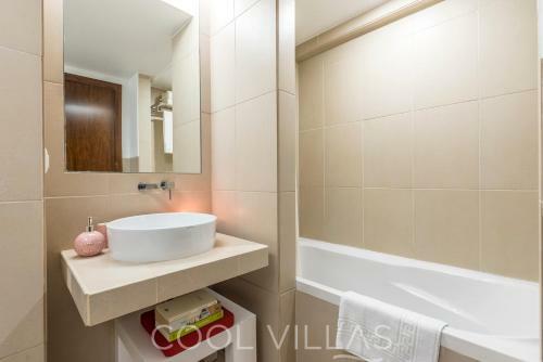 Apartamento Ocean's Nest - 300 Meters From Salgados Beach