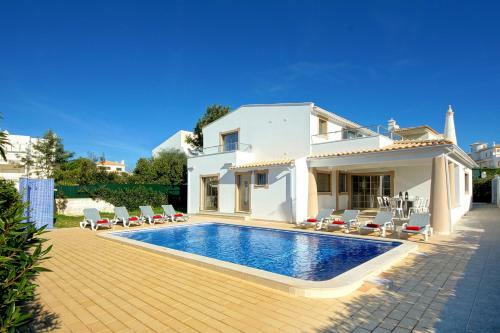 Villa Machado By Popular Villas