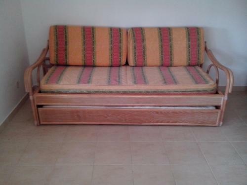 Apartment With 1 Bedroom L